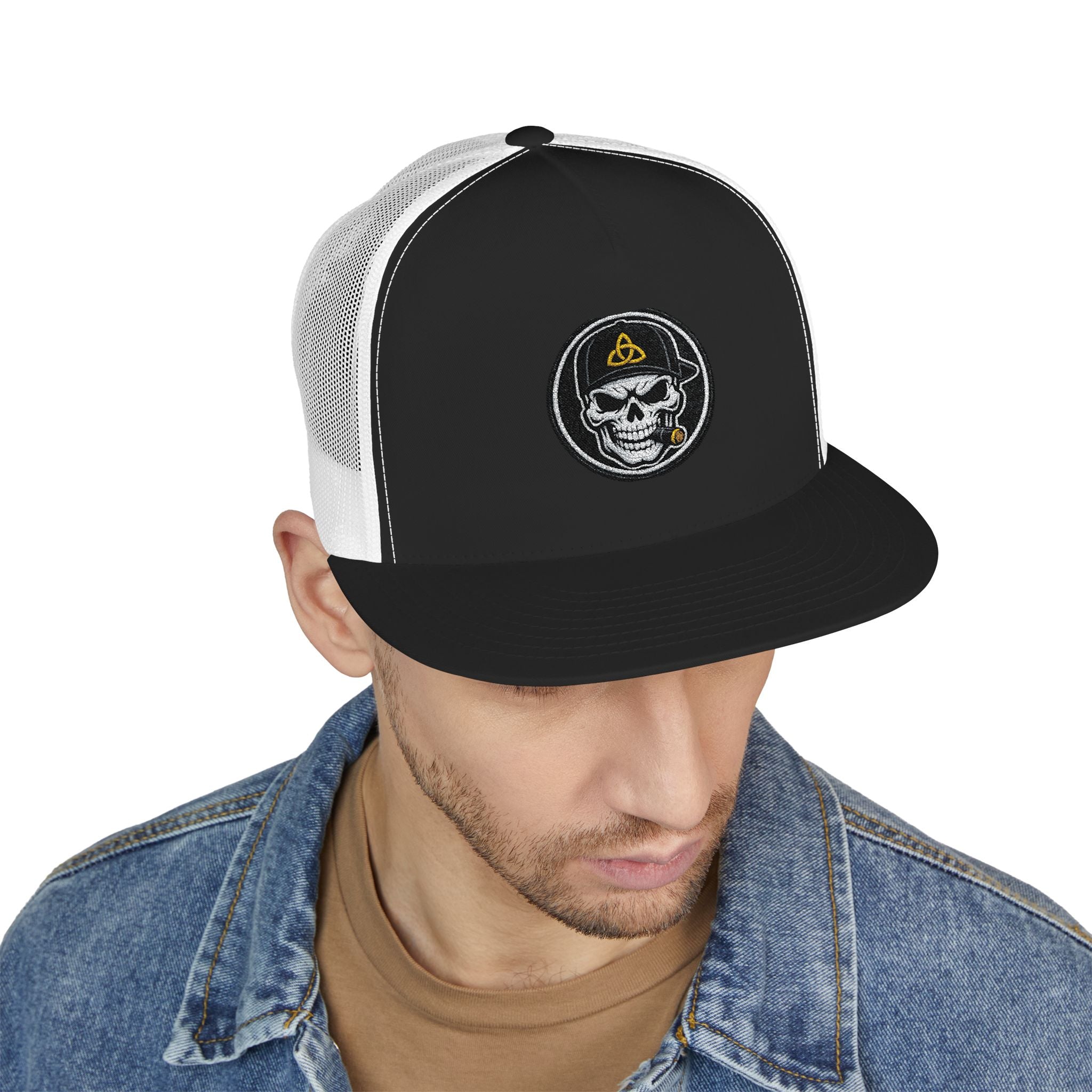 Embroidered Skull Captain Trucker Cap — Vintage Nautical Patch Hat