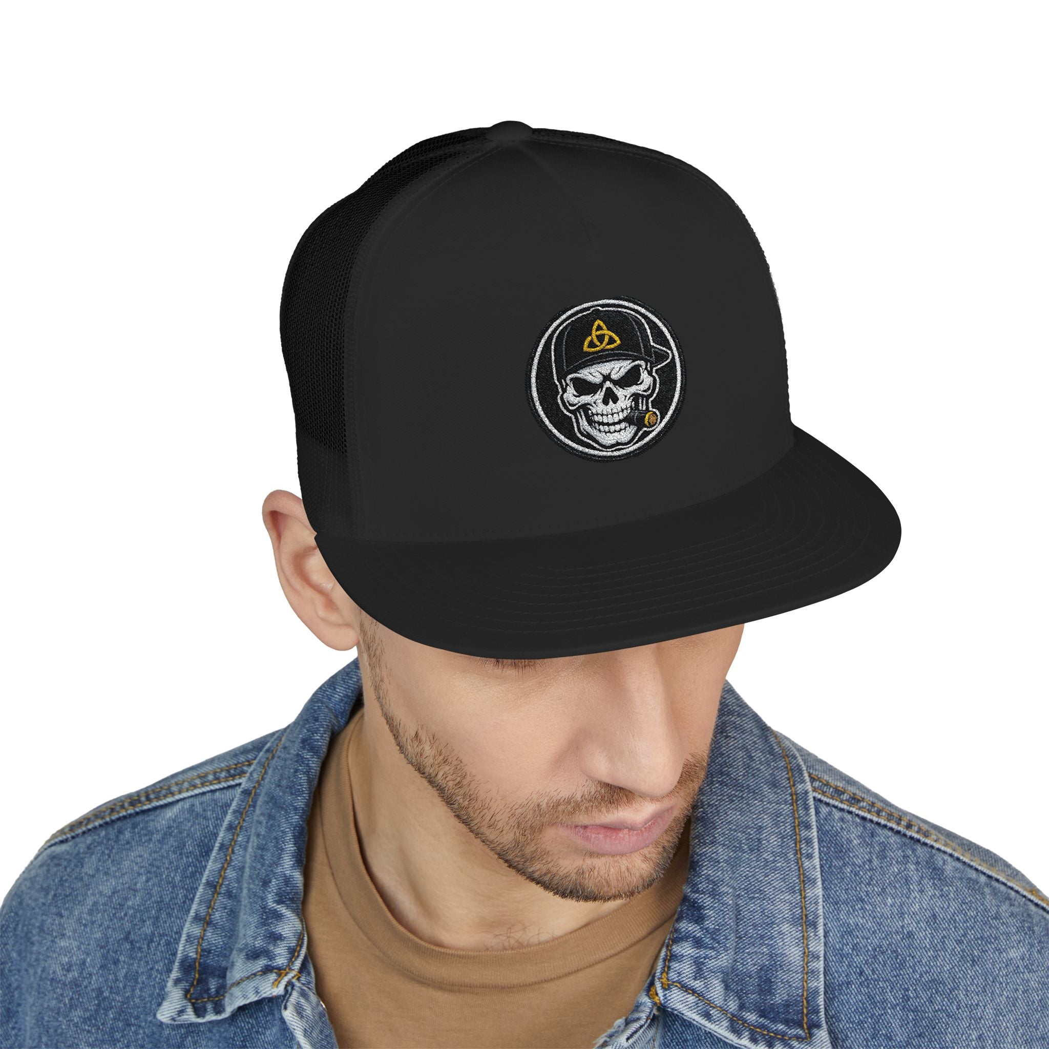Embroidered Skull Captain Trucker Cap — Vintage Nautical Patch Hat