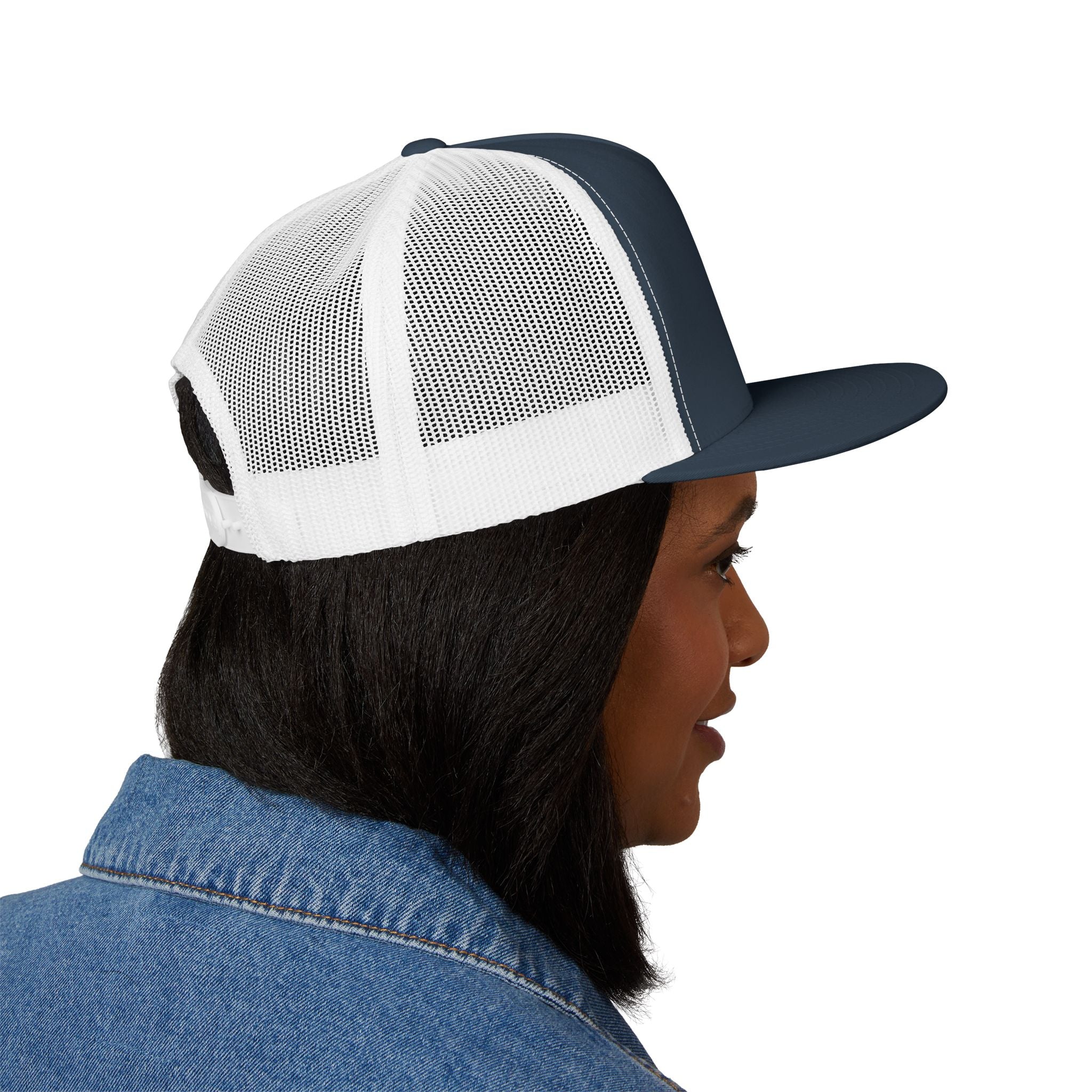 Embroidered Skull Captain Trucker Cap — Vintage Nautical Patch Hat